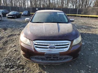 2010 Ford Taurus Limited z VIN 1FAHP2JW3AG138661, wystawiony jako Copart lot #42537345 z przebiegiem 177 869 mil mil oraz Szkoda całkowita • Salvage title. Historia ofert i sprzedaży dostępna na DreamBid. Obrazek 5.