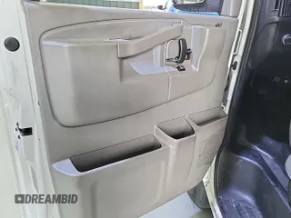 2019 Chevrolet Express Cargo with VIN 1GCWGAFPXK1368408, listed as a IAAI auction lot 42682889 with 154,668 mi miles and . Bid and sale history available at DreamBid. Image 20.