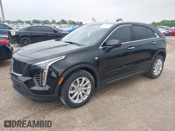 2020 Cadillac XT4 FWD Luxury z VIN 1GYAZAR4XLF146598, wystawiony jako IAAI lot #42211317 z przebiegiem 37 313 mil mil oraz . Historia ofert i sprzedaży dostępna na DreamBid. Obrazek 17.