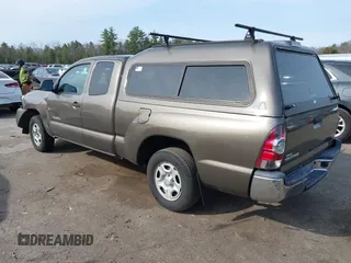 2014 Toyota Tacoma z VIN 5TFTX4CN3EX045892, wystawiony jako IAAI lot #42042571 z przebiegiem 70 445 mil mil oraz . Historia ofert i sprzedaży dostępna na DreamBid. Obrazek 3.