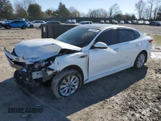 2017 Kia Optima EX with VIN 5XXGU4L39HG138016, listed as a Copart auction lot 49998905 with 160,860 mi miles and Salvage Title. Bid and sale history available at carsss.com. Image 1.