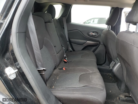 2019 Jeep Cherokee Latitude with VIN 1C4PJLCBXKD428521, listed as a Copart auction lot 46056055 with 139,937 mi miles and Salvage Title. Bid and sale history available at carsss.com. Image 11.