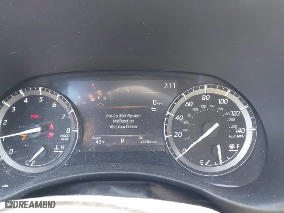 2020 Toyota Highlander XLE with VIN 5TDHZRBH4LS003176, listed as a IAAI auction lot 41696547 with 63,706 mi miles. Bid and sale history available at carsss.com. Image 7.