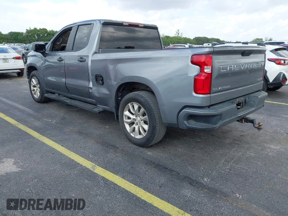 2020 Chevrolet Silverado 1500 Custom with VIN 1GCRWBEH7LZ288602, listed as a IAAI auction lot 41731947 with 101,401 mi miles. Bid and sale history available at carsss.com. Image 3.
