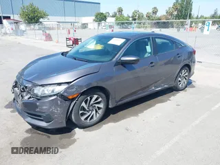 2018 Honda Civic EX с VIN 2HGFC2F7XJH575402, выставлен на аукционе IAAI как лот 42391677 с пробегом 95 623 миль миль и . История ставок и продаж доступна на DreamBid. Изображение 18.