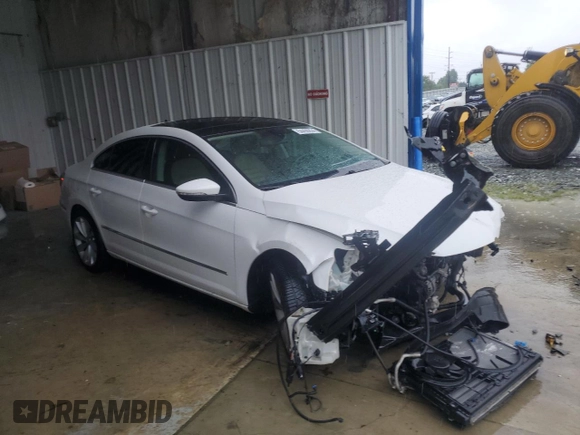 2013 Volkswagen CC VR6 Lux with VIN WVWHU7AN2DE500728, listed as a Copart auction lot 80420134 with 123,161 mi miles and Non Repairable. Bid and sale history available at carsss.com. Image 4.