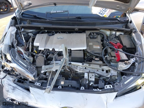 2019 Toyota Prius L Eco with VIN JTDKARFU0K3097075, listed as a IAAI auction lot 41751482 with 16,558 mi miles. Bid and sale history available at carsss.com. Image 10.
