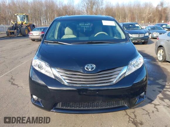 2013 Toyota Sienna XLE with VIN 5TDDK3DC0DS067993, listed as a IAAI auction lot 41832594 with 159,364 mi miles and . Bid and sale history available at DreamBid. Image 6.