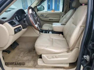 2009 Cadillac Escalade z VIN 1GYFK43589R217320, wystawiony jako Copart lot #57763045 z przebiegiem 185 818 mil mil oraz Szkoda całkowita • Salvage title. Historia ofert i sprzedaży dostępna na DreamBid. Obrazek 7.