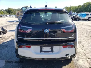 2019 BMW i3 with VIN WBY8P2C51K7D21073, listed as a Copart auction lot 68801733 with 27,386 mi miles. Bid and sale history available at carsss.com. Image 6.