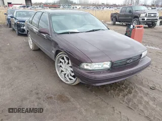 1995 Chevrolet Caprice with VIN 1G1BL52P8SR170010, listed as a IAAI auction lot 41733104 with 116,742 mi miles and . Bid and sale history available at DreamBid. Image 1.