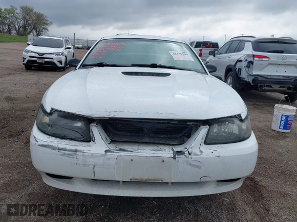 2000 Ford Mustang z VIN 1FAFP4049YF225998, wystawiony jako IAAI lot #42130804 z przebiegiem 167 288 mil mil oraz . Historia ofert i sprzedaży dostępna na DreamBid. Obrazek 6.