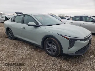 2025 Kia K4 LXS with VIN 3KPFT4DE8SE050010, listed as a Copart auction lot 46000115 with 1,667 mi miles and Salvage Title. Bid and sale history available at carsss.com. Image 4.