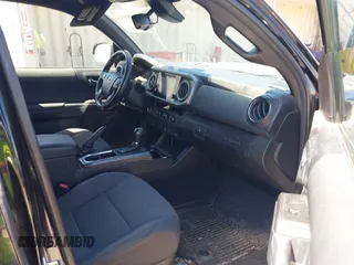 2018 Toyota Tacoma SR5 with VIN 3TMBZ5DN1JM014540, listed as a IAAI auction lot 42505324 with 112,990 mi miles and . Bid and sale history available at DreamBid. Image 5.
