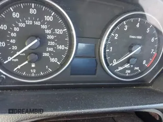 2008 BMW 3 Series 328i с VIN WBAWL13528PX19409, выставлен на аукционе IAAI как лот 42306989 с пробегом Не указан миль и . История ставок и продаж доступна на DreamBid. Изображение 7.