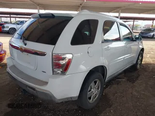 2006 Chevrolet Equinox LT with VIN 2CNDL73F166176598, listed as a IAAI auction lot 41897013 with 81,040 mi miles. Bid and sale history available at carsss.com. Image 4.
