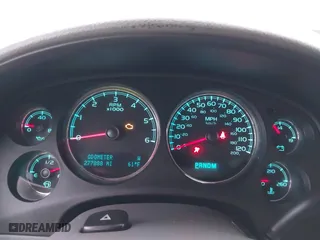 2009 Chevrolet Avalanche LT w/2LT with VIN 3GNFK22029G214307, listed as a IAAI auction lot 41529658 with 277,888 mi miles. Bid and sale history available at carsss.com. Image 7.