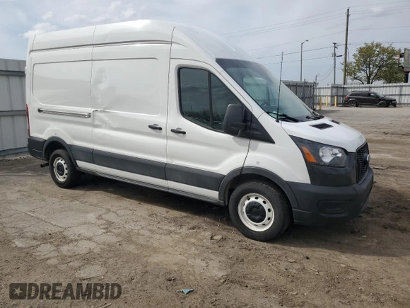 2021 Ford Transit Cargo z VIN 1FTBR1X84MKA46389, wystawiony jako Copart lot #58608695 z przebiegiem 72 951 mil mil oraz Szkody całkowita. Historia ofert i sprzedaży dostępna na DreamBid. Obrazek 4.