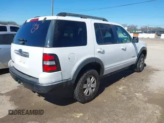 2007 Ford Explorer XLT with VIN 1FMEU63EX7UB18883, listed as a IAAI auction lot 41659489 with 191,892 mi miles. Bid and sale history available at carsss.com. Image 4.