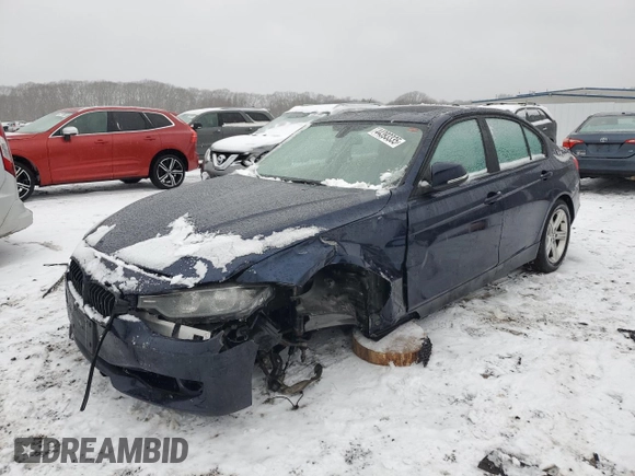 2013 BMW 3 Series 328i xDrive with VIN WBA3B5C51DF593606, listed as a Copart auction lot 44393335 with 0 mi miles and Clean Title. Bid and sale history available at carsss.com. Image 1.