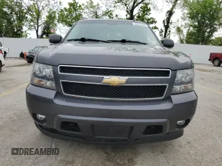 2011 Chevrolet Avalanche LT z VIN 3GNTKFE33BG214581, wystawiony jako Copart lot #55279435 z przebiegiem 182 711 mil mil oraz Szkoda całkowita • Salvage title. Historia ofert i sprzedaży dostępna na DreamBid. Obrazek 5.