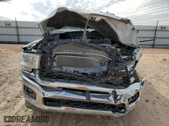 2024 Ram 2500 Tradesman with VIN 3C6UR5HL0RG152914, listed as a Copart auction lot 45513135 with 25,660 mi miles and Salvage Title. Bid and sale history available at carsss.com. Image 5.