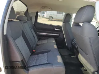 2014 Toyota Tundra SR5 z VIN 5TFDW5F18EX405499, wystawiony jako Copart lot #49188055 z przebiegiem 150 583 mil mil oraz Szkoda całkowita • Salvage title. Historia ofert i sprzedaży dostępna na DreamBid. Obrazek 10.