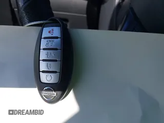 2018 Nissan Rogue SV z VIN 5N1AT2MV2JC851483, wystawiony jako IAAI lot #42082917 z przebiegiem 115 707 mil mil oraz . Historia ofert i sprzedaży dostępna na DreamBid. Obrazek 11.