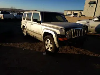 2008 Jeep Commander Sport z VIN 1J8HH48KX8C105432, wystawiony jako Copart lot #86000854 z przebiegiem 201 869 mil mil oraz Szkoda całkowita • Salvage title. Historia ofert i sprzedaży dostępna na DreamBid. Obrazek 11.