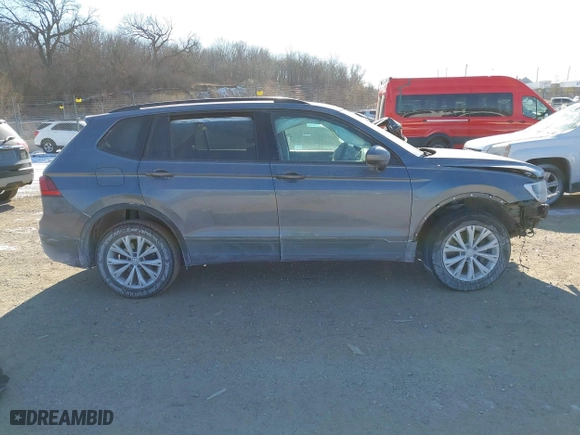 2020 Volkswagen Tiguan S with VIN 3VV1B7AX2LM133073, listed as a IAAI auction lot 41340634 with 70,342 mi miles. Bid and sale history available at carsss.com. Image 13.