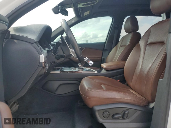2019 Audi Q7 Premium Plus z VIN WA1LHAF71KD028279, wystawiony jako Copart lot #55224175 z przebiegiem 190 920 mil mil oraz Czysty tytuł • Clean title. Historia ofert i sprzedaży dostępna na DreamBid. Obrazek 7.