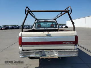 1996 Ford F-250 with VIN 2FTHF25HXTCA32365, listed as a Copart auction lot 55565135 with 373,610 mi miles and Clean Title. Bid and sale history available at carsss.com. Image 6.