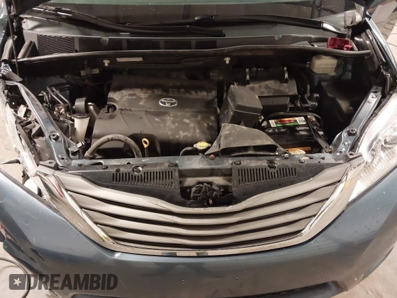 2014 Toyota Sienna XLE с VIN 5TDYK3DC5ES423745, выставлен на аукционе IAAI как лот 42455273 с пробегом 103 063 миль миль и . История ставок и продаж доступна на DreamBid. Изображение 10.