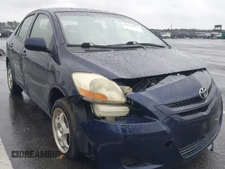 2007 Toyota Yaris with VIN JTDBT923171035002, listed as a IAAI auction lot 41810423 with 252,669 mi miles. Bid and sale history available at carsss.com. Image 1.