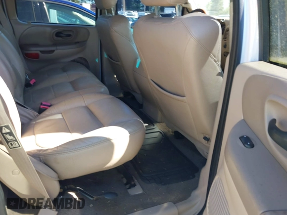 2001 Ford F-150 XLT with VIN 1FTRW08L21KC01442, listed as a IAAI auction lot 42163484 with 230,590 mi miles and . Bid and sale history available at DreamBid. Image 8.