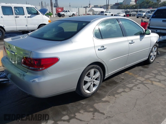 2005 Lexus ES with VIN JTHBA30G355122428, listed as a IAAI auction lot 41850856 with 159,368 mi miles. Bid and sale history available at carsss.com. Image 4.