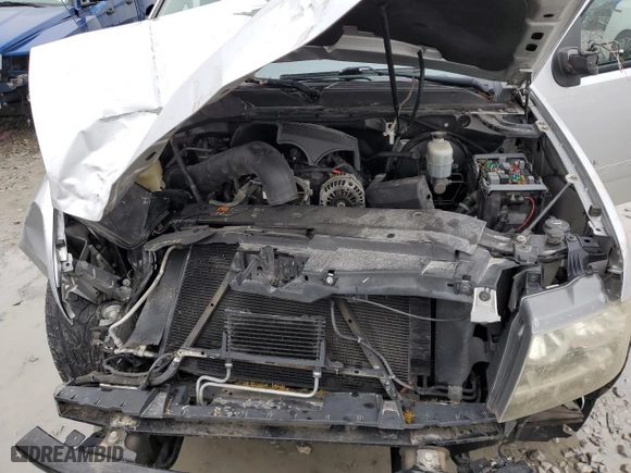 2013 Chevrolet Avalanche LTZ with VIN 3GNMCGE01DG259485, listed as a Copart auction lot 38668434 with 119,355 mi miles and Salvage Title. Bid and sale history available at carsss.com. Image 12.