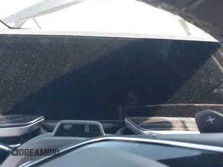 2025 Cadillac Escalade z VIN 1GYS8ERL0SR151490, wystawiony jako IAAI lot #41378504 z przebiegiem Nie podano mil oraz . Historia ofert i sprzedaży dostępna na DreamBid. Obrazek 7.