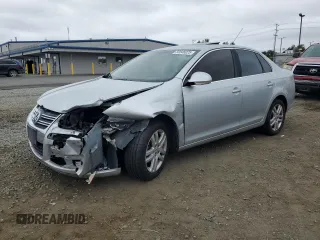 2007 Volkswagen Jetta Wolfsburg Edition с VIN 3VWEF71K57M138599, выставлен на аукционе Copart как лот 59546025 с пробегом 205 460 миль миль и Списание • Salvage title. История ставок и продаж доступна на DreamBid. Изображение 1.