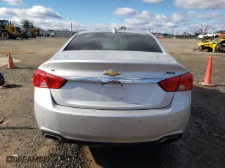 2020 Chevrolet Impala Premier with VIN 1G1105S39LU111662, listed as a Copart auction lot 43340475 with 89,981 mi miles and Salvage Title. Bid and sale history available at carsss.com. Image 6.