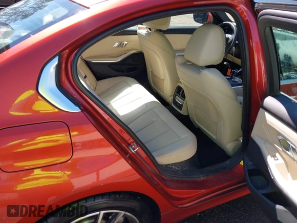 2022 BMW 3 Series 330i с VIN 3MW5R1J08N8C43243, выставлен на аукционе IAAI как лот 41838101 с пробегом 12 749 миль миль и . История ставок и продаж доступна на DreamBid. Изображение 8.