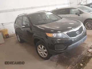 2013 Kia Sorento LX with VIN 5XYKT4A24DG364087, listed as a IAAI auction lot 42540199 with 238,247 mi miles and . Bid and sale history available at DreamBid. Image 1.