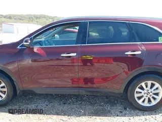2019 Kia Sorento LX z VIN 5XYPG4A53KG442330, wystawiony jako IAAI lot #41979033 z przebiegiem 95 335 mil mil oraz . Historia ofert i sprzedaży dostępna na DreamBid. Obrazek 15.