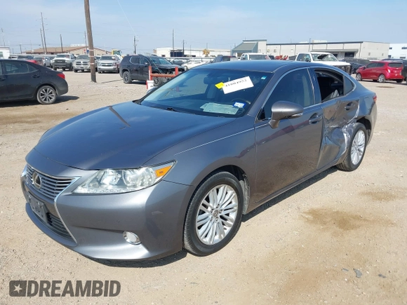 2013 Lexus ES 4dr Sdn with VIN JTHBK1GG8D2051976, listed as a IAAI auction lot 41804952 with 153,825 mi miles. Bid and sale history available at carsss.com. Image 17.