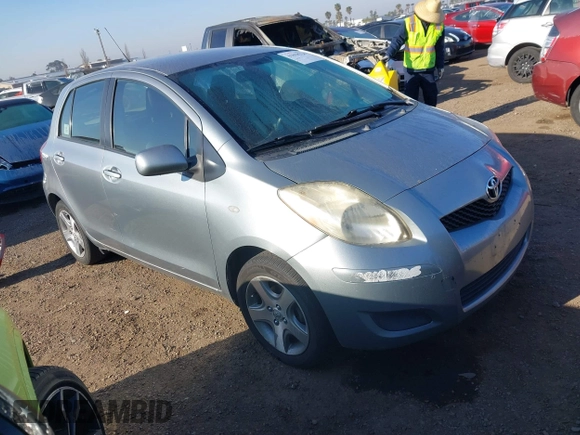 2010 Toyota Yaris with VIN JTDKT4K32A5309116, listed as a IAAI auction lot 41818224 with 189,440 mi miles. Bid and sale history available at carsss.com. Image 1.