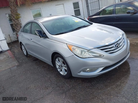 2013 Hyundai Sonata GLS with VIN 5NPEB4AC7DH529809, listed as a IAAI auction lot 41921036 with 205,652 mi miles. Bid and sale history available at carsss.com. Image 1.