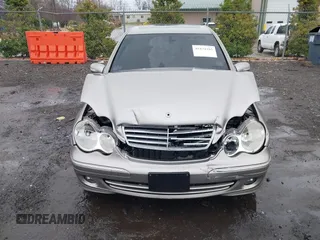 2007 Mercedes-Benz C 280 Luxury with VIN WDBRF92H27F882209, listed as a IAAI auction lot 41834105 with 174,656 mi miles and . Bid and sale history available at DreamBid. Image 12.