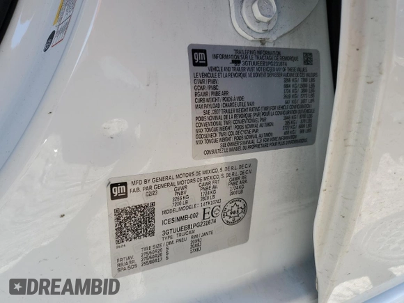 2023 GMC Sierra 1500 AT4 with VIN 3GTUUEE81PG231674, listed as a Copart auction lot 44615465 with 35,569 mi miles and Salvage title. Bid and sale history available at DreamBid. Image 14.