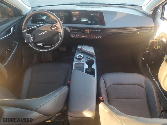 2023 Kia EV6 Light with VIN KNDC34LB7P5608698, listed as a Copart auction lot 81836084 with 13,736 mi miles and Salvage Title. Bid and sale history available at carsss.com. Image 8.