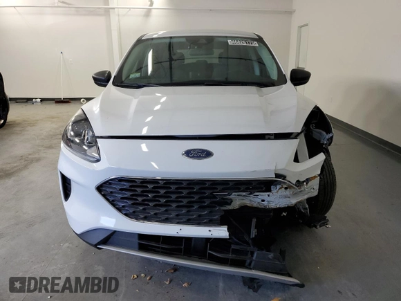 2022 Ford Escape SE Hybrid with VIN 1FMCU9BZ1NUA24675, listed as a Copart auction lot 46826175 with 45,776 mi miles and Clean Title. Bid and sale history available at DreamBid. Image 5.